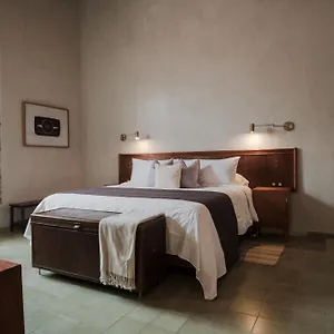 Hercules Hotel